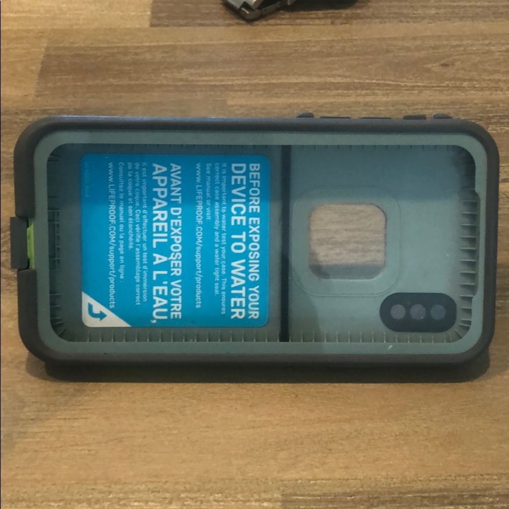 iPhone X  Lifeproof Case